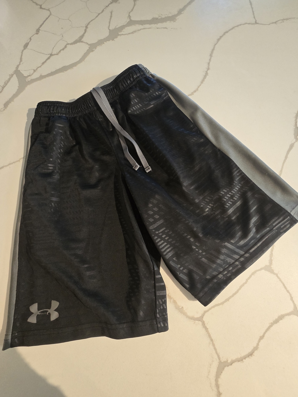 Under Armour Men's Black Athletic Shorts with Gray Side Panels
